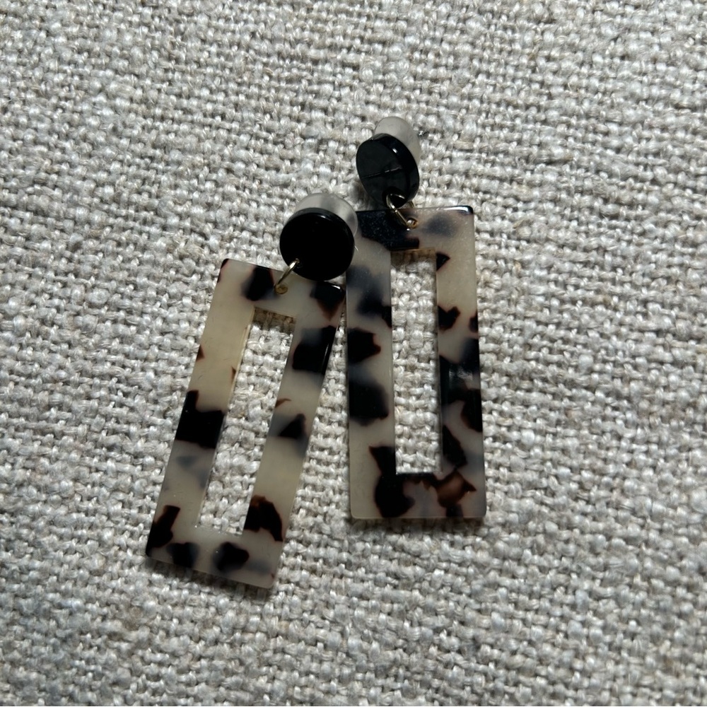 Tortoiseshell Rectangular Drop Earrings